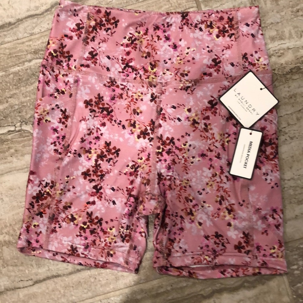 NWT Laundry by Shelly Segal Media Pocket Bike Shorts Size Medium